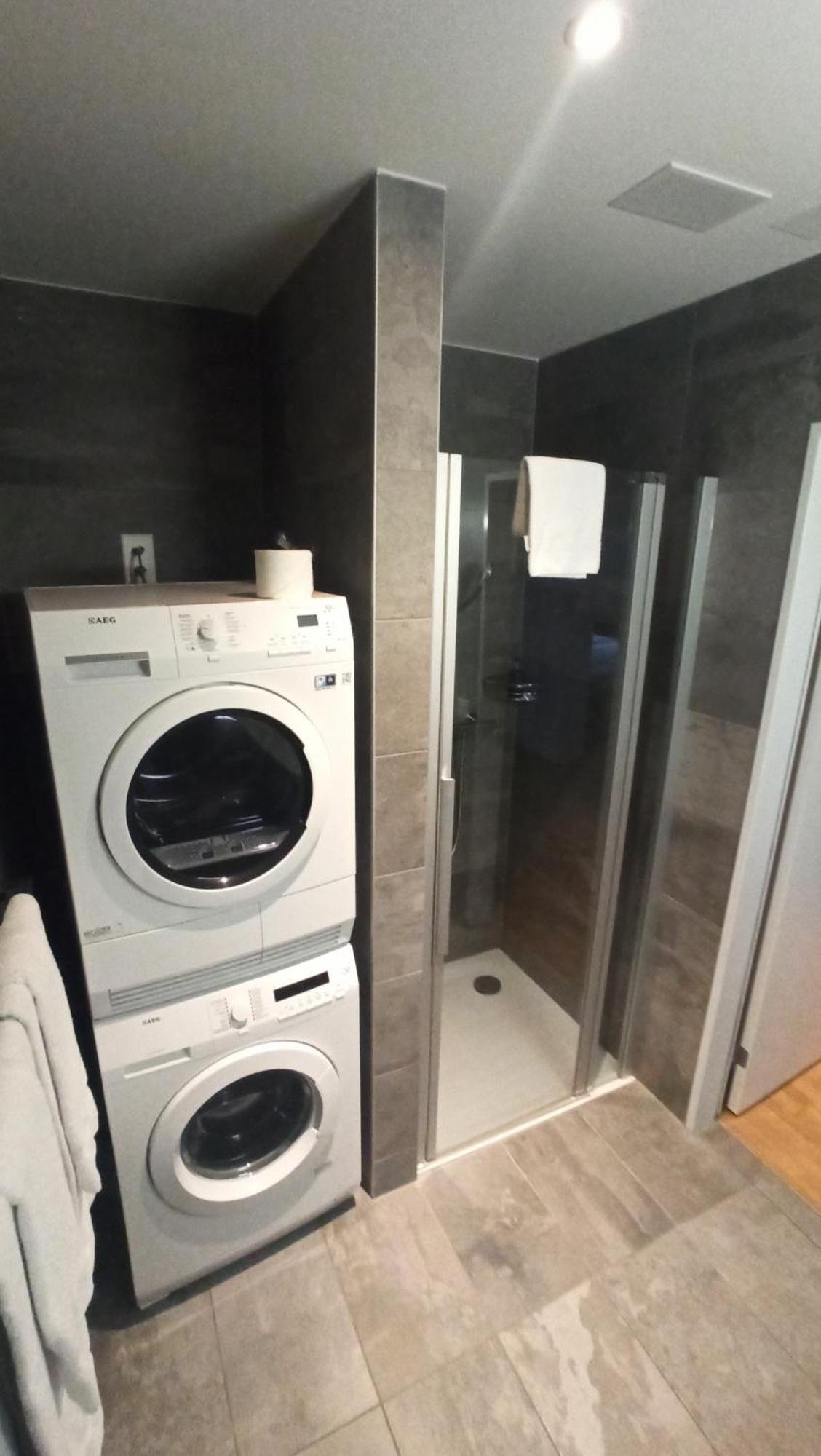 Apartment Spedition Тун Екстериор снимка