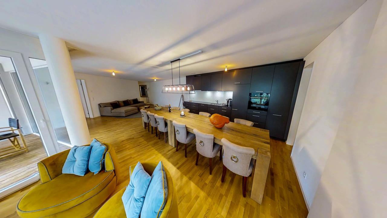 Apartment Spedition Тун Екстериор снимка
